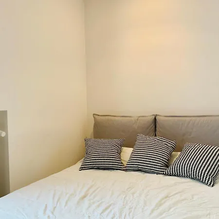Comfortable In Via Stromboli Апартаменты